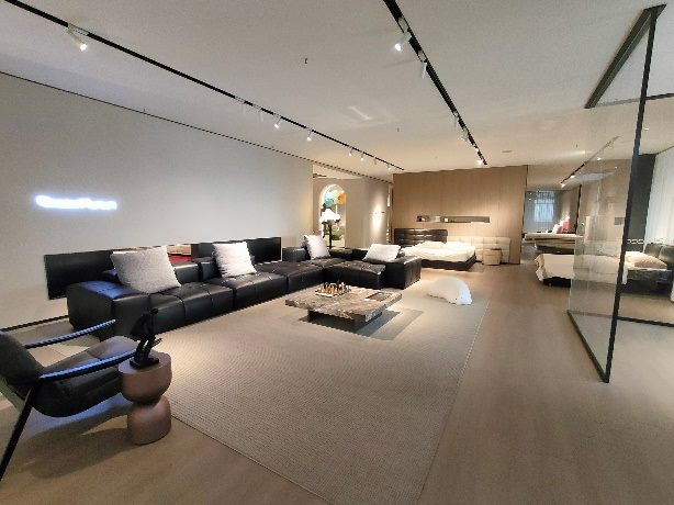 Modern upholstered furniture manufacturing